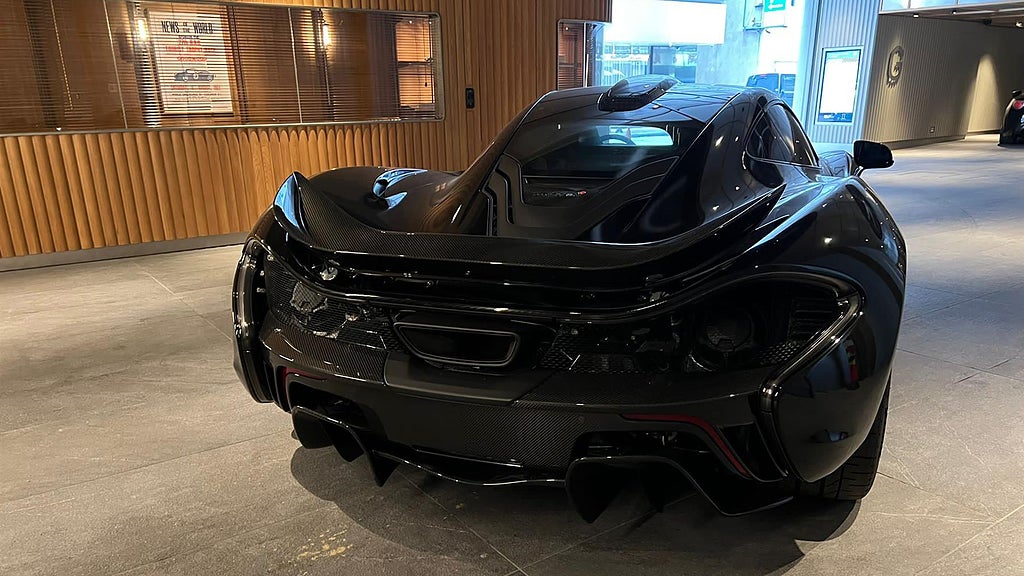 McLaren P1 har endast rullat 6,9 mil. Foto: Pistonheads