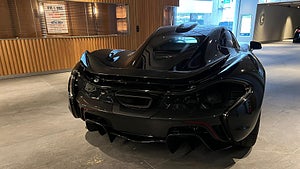 McLaren P1 har endast rullat 6,9 mil. Foto: Pistonheads