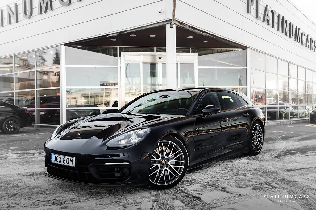 Porsche Panamera 4 E-Hybrid Sport Turismo PDK E-Hybrid 462hk / Sv.såld