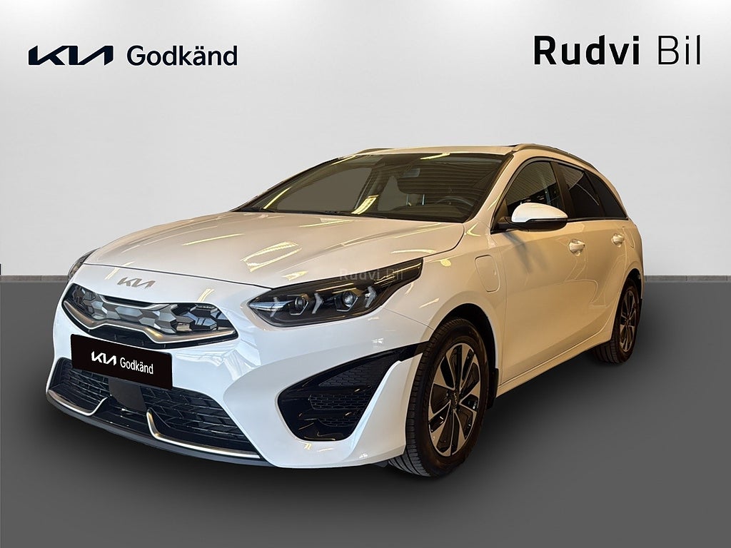 Kia Ceed Sportswagon Plug-in Hybrid DCT Action