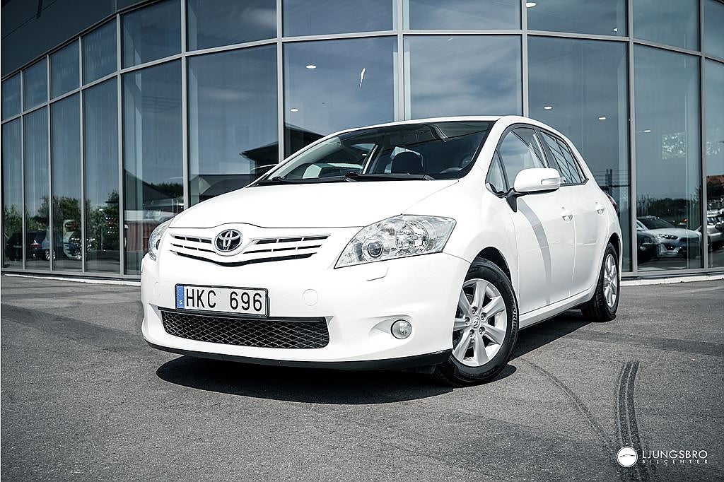 Toyota Auris 5-dörrar 1.4 D-4D 90hk