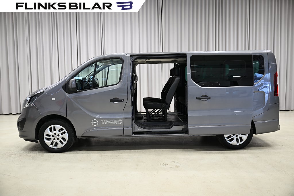Opel Vivaro CDTi 125HK 9 Sits|Drag|FjärrstyrdVärmare|Dubbeldörr