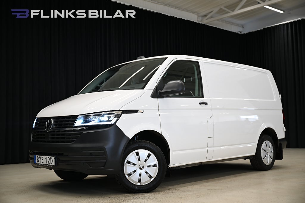 Volkswagen Transporter DSG 150HK Inredd|LED|Drag|Värmare|Lågmil|EnÄgare|Moms