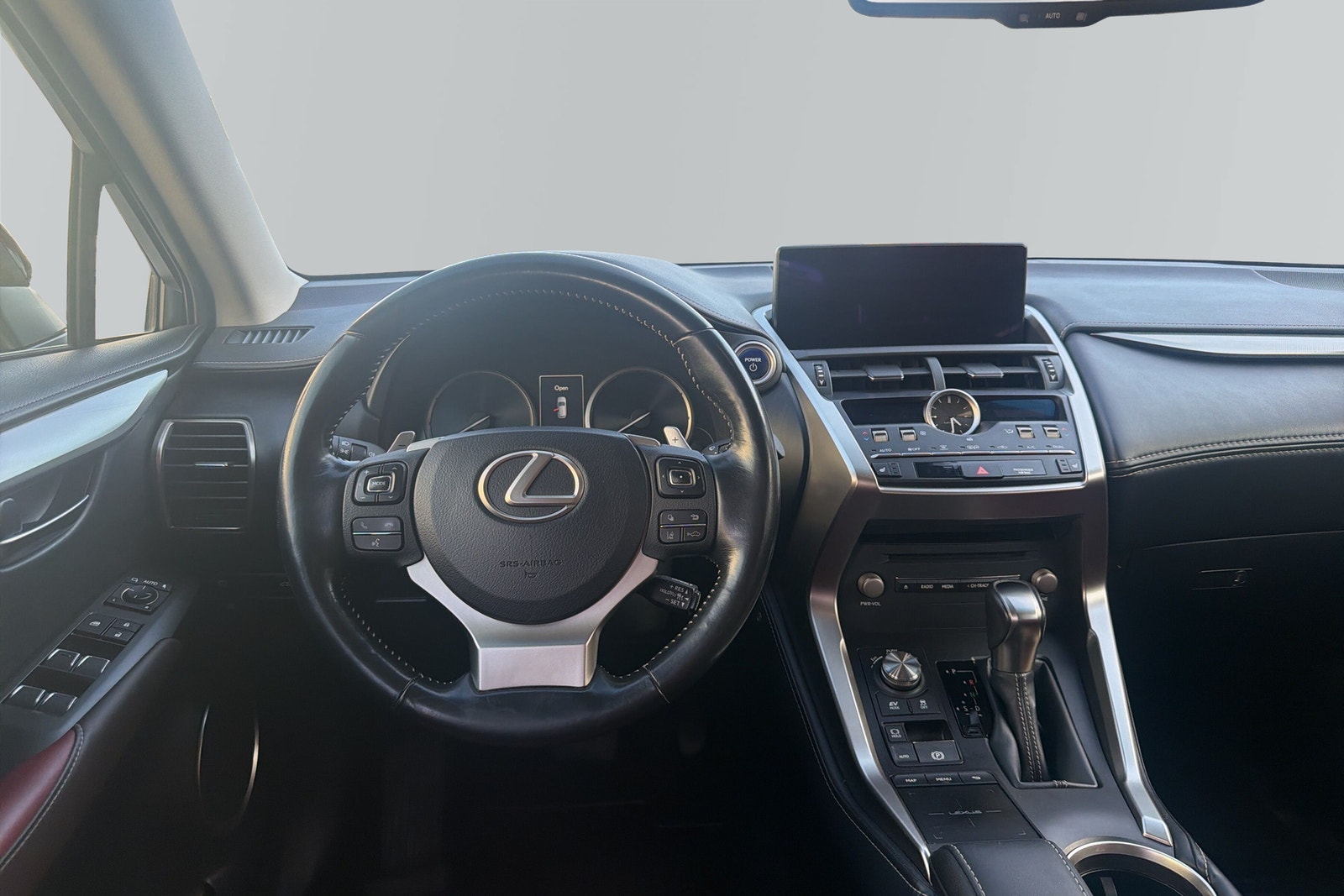 Lexus NX 300h AWD 2.5 AWD E-CVT Executive läder Navi Adaptivfart 2018 - miniatyr 11