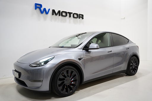 Tesla Model Y Performance AWD Dragkrok / V-pump / 21" / RÄNTA 2,95%