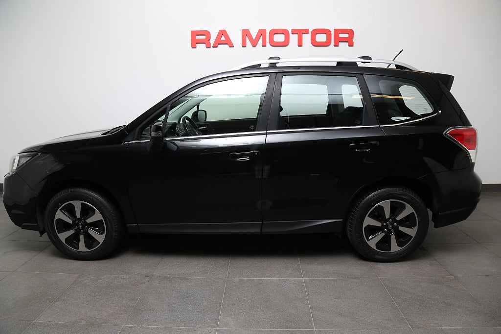 Subaru Forester 2,0D 147hk XS AWD Aut Extraljus Motorvärmare Drag 2016