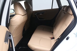 SUV Toyota RAV4 18 av 20