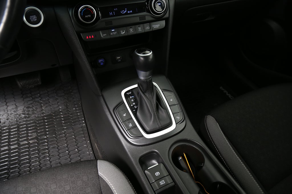 Hyundai Kona Hybrid 1,6 GDI 141hk HEV Aut Trend Dragkrok 2020