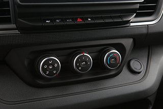 Transportbil - Skåp Nissan Primastar 17 av 20