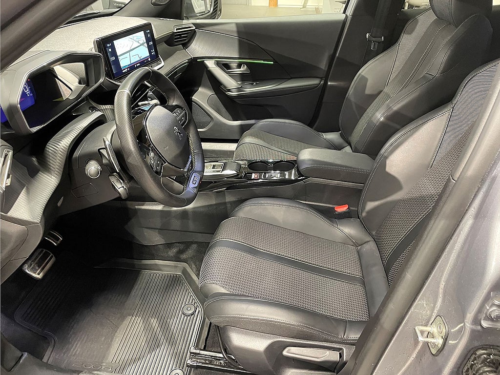 Bild på Peugeot 2008 GT 1.2 PT 130hk Aut - BACKKAMERA, NAVIGATION