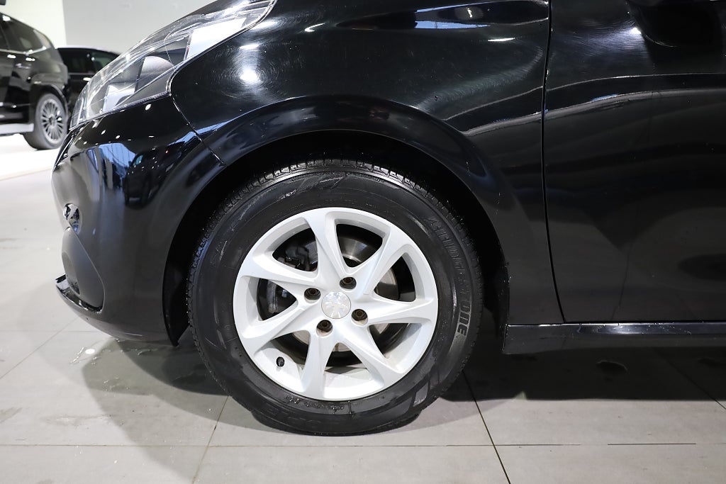 Peugeot 208 1,2 PureTech 82hk 5D Blåtand K-rems bytt