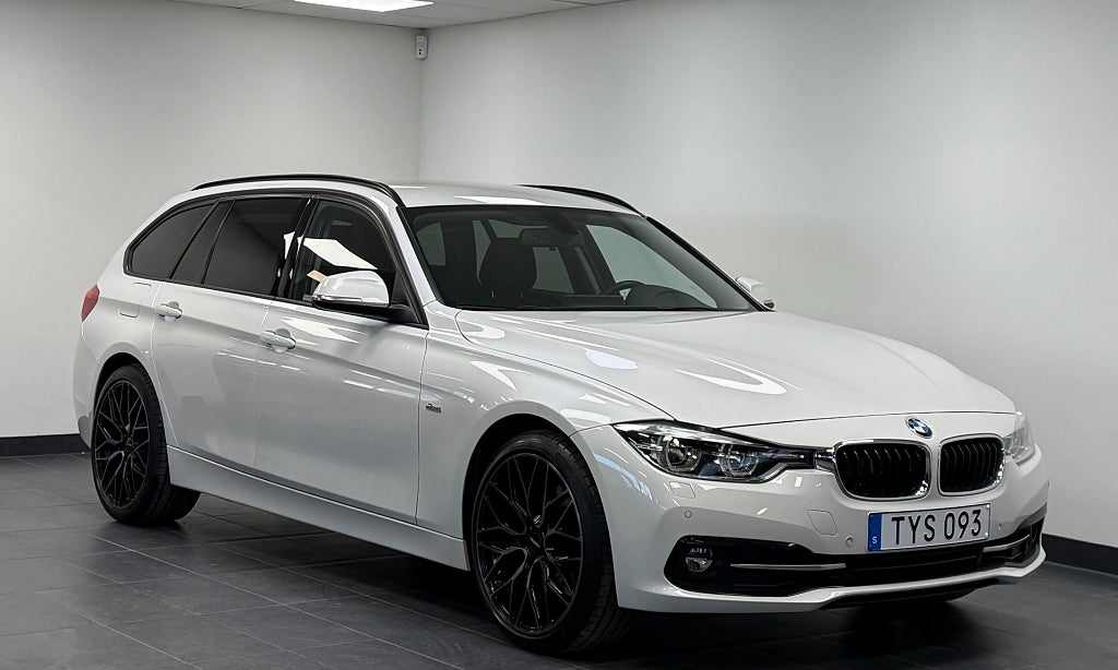 BMW 330i xDrive Touring *Nav professional*Hifi*Se Spec 252hk 
