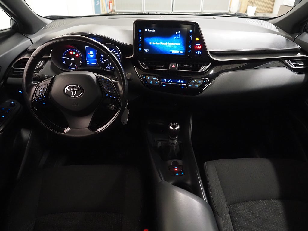 Toyota C-HR 1.2 Turbo 116hk Active Dragkrok Kamera Lane Assist 2019