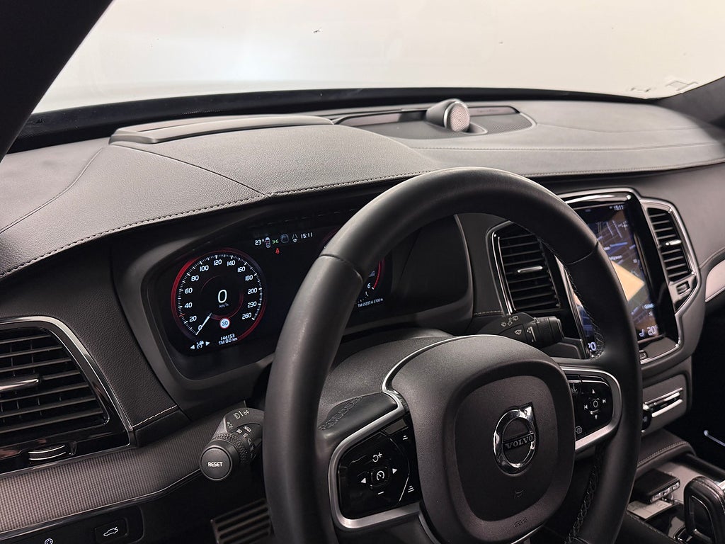 Volvo XC90 2022 - miniatyr 7