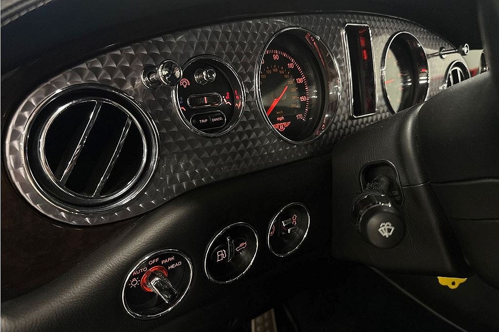 Bentley Arnage T Mulliner, V8 Twin Turbo, Mullinerpaket, DVD, Taklucka