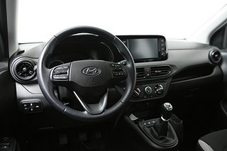 Halvkombi Hyundai i10 12 av 22