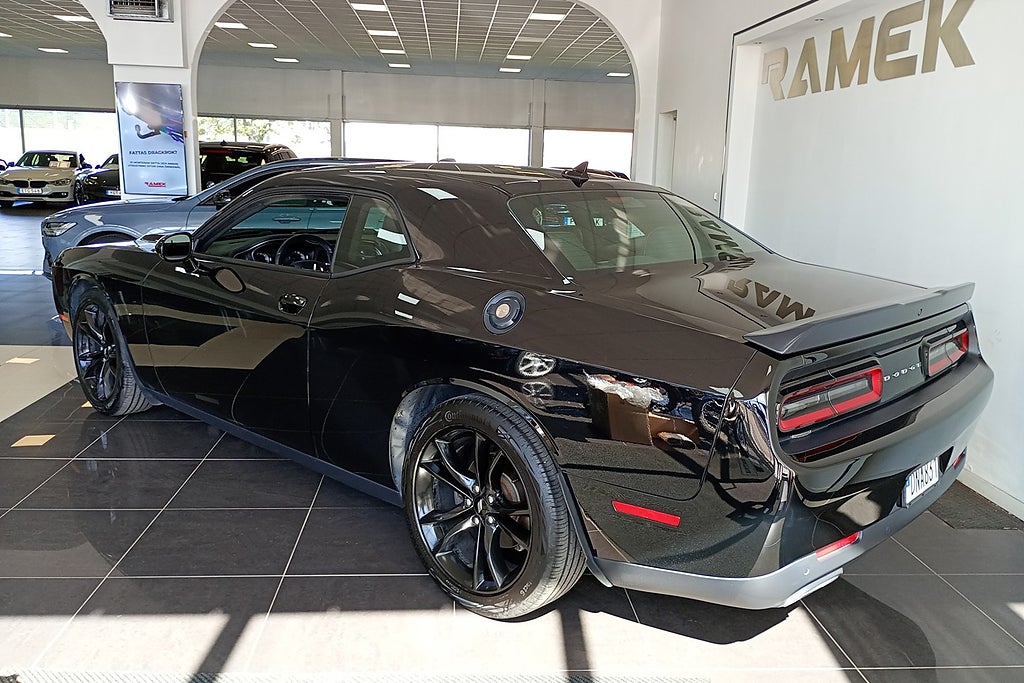 Dodge Challenger 2018 - miniatyr 3