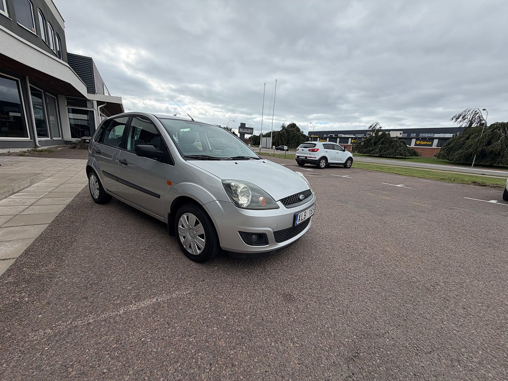 Ford Fiesta 5-dörrar 1.4 Euro 4
