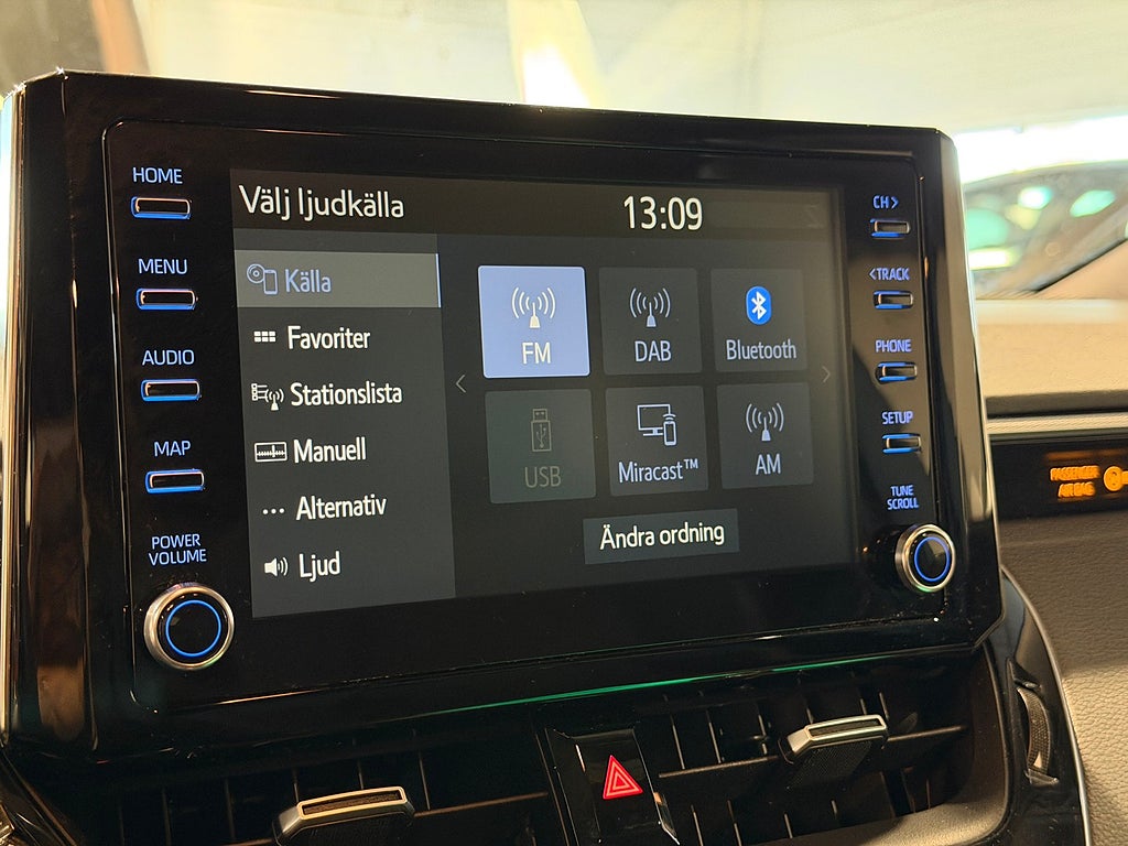 Toyota Corolla Touring Sports Hybrid Style Drag Teknikpkt Garanti 2021