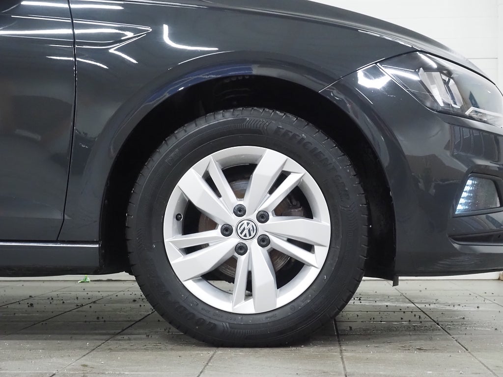 Volkswagen Polo 1.0 TSI 95hk Farthållare Climatronic 2019