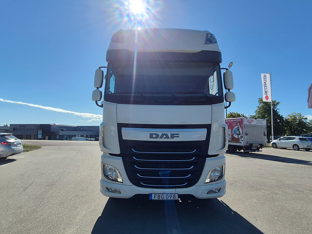 DAF XF 510 FTS 6x2 dragbil