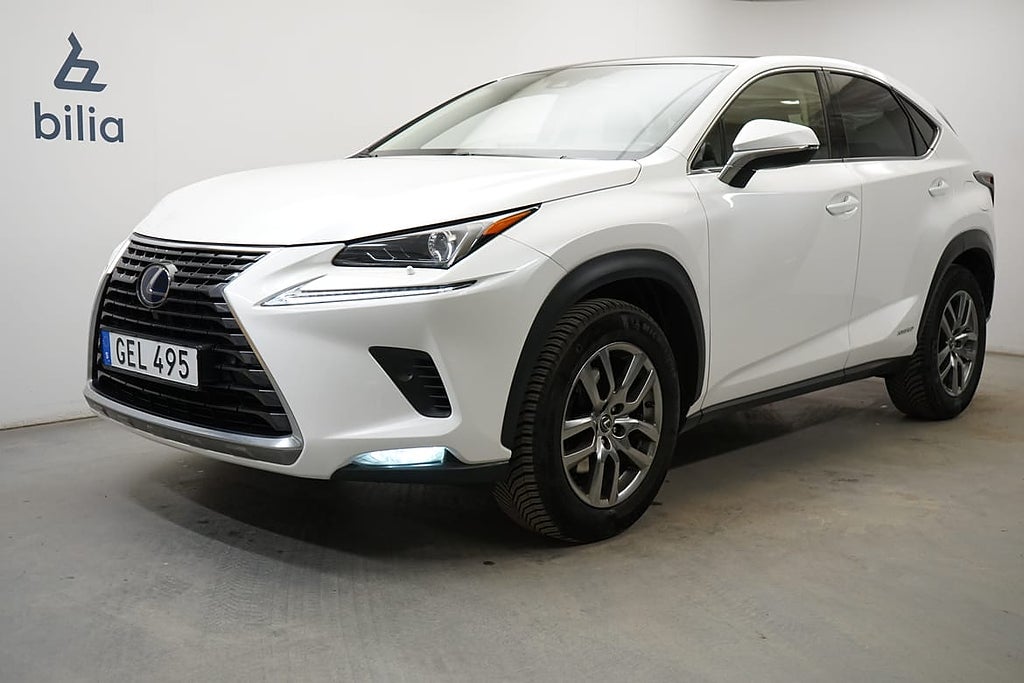 Lexus NX 300h AWD Glastak, Navigation