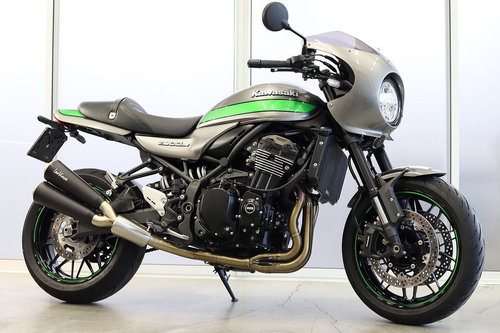 Kawasaki Z900 RS Café - Helsystem