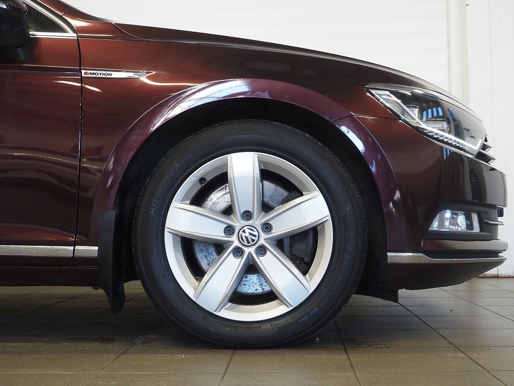 Volkswagen Passat 2.0 TDI 240hk 4M GTS Cockpit D-Värm Drag 2015