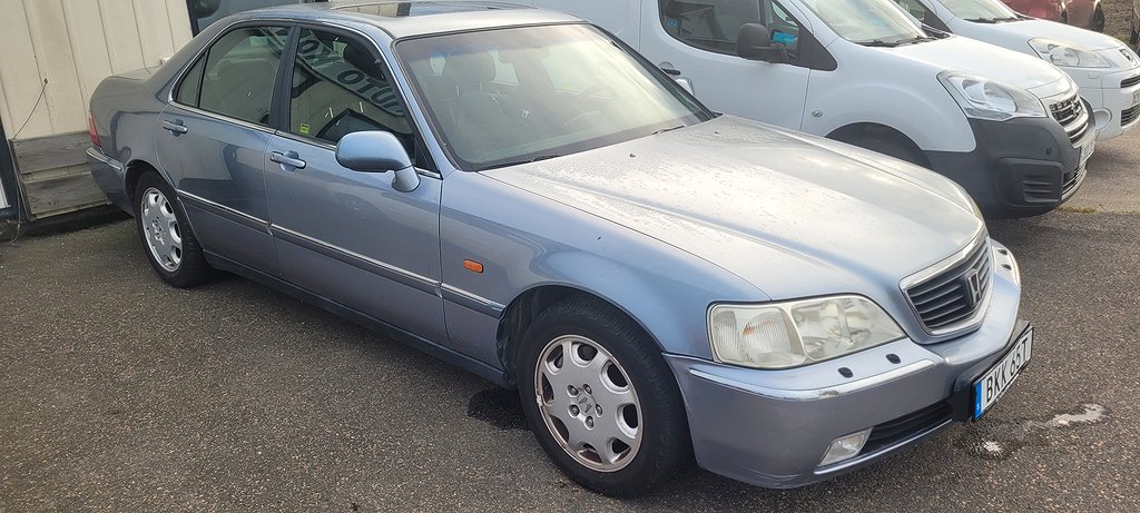 Honda Legend 3.5 V6 Automatic, 208hp, 1999
