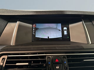 BMW 520d xDrive Touring Steptronic Drag Dvärm Kamera Skinn SoV – bild 15