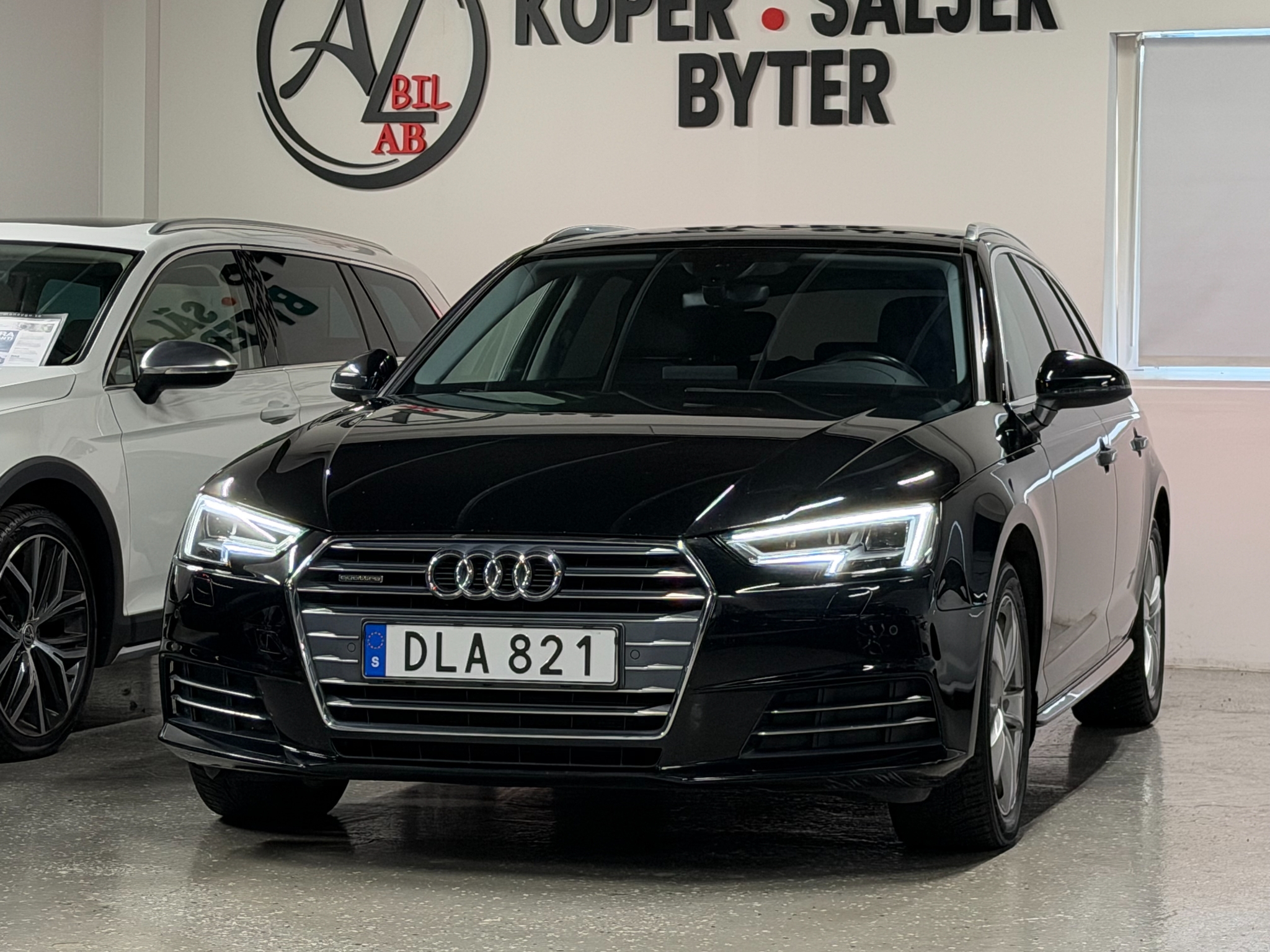 Audi A4 2018, bild 3/56