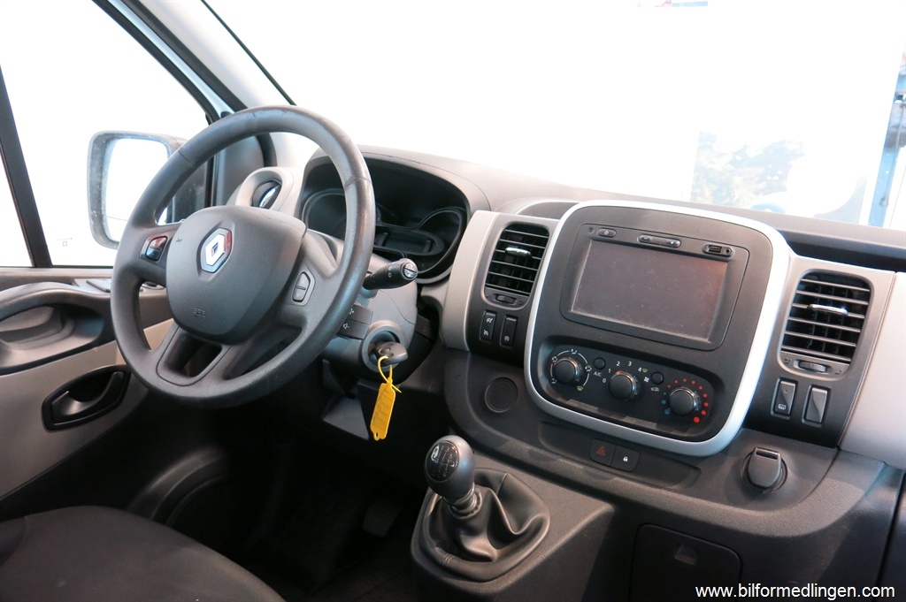 Renault Trafic 2016, kuva 7/10
