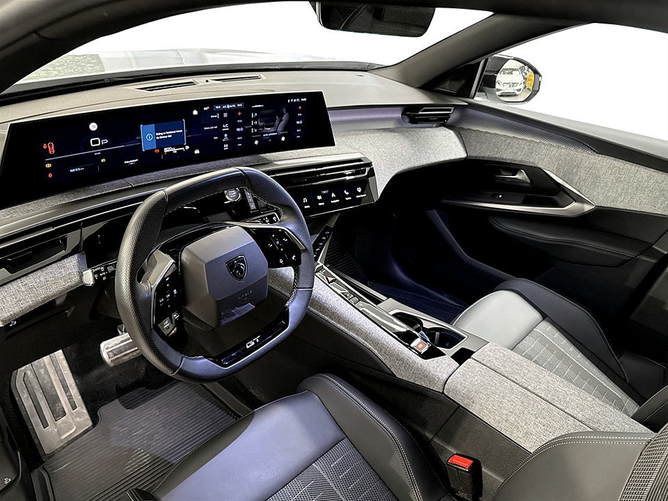 Bild på Peugeot 5008 GT Hybrid 145hk Aut 7-SITS B-KAMERA CARPLAY