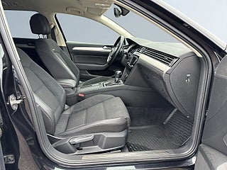 Volkswagen Passat Alltrack 2.0 TDI 4M Alltrack Kamera/Drag/M&D-värmare/CarPlay – bild 10