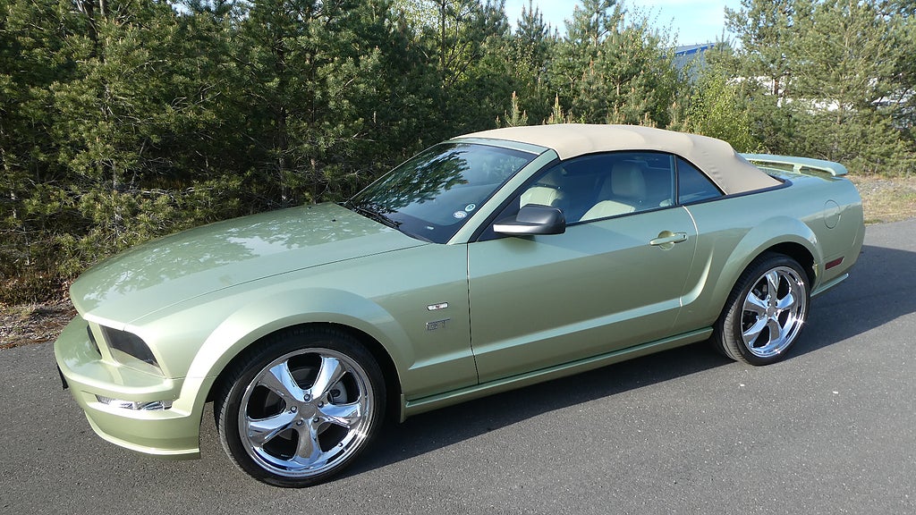 Ford Mustang GT Convertible GT