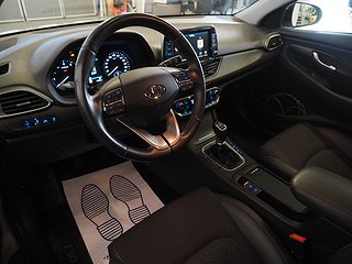 Halvkombi Hyundai i30 16 av 23