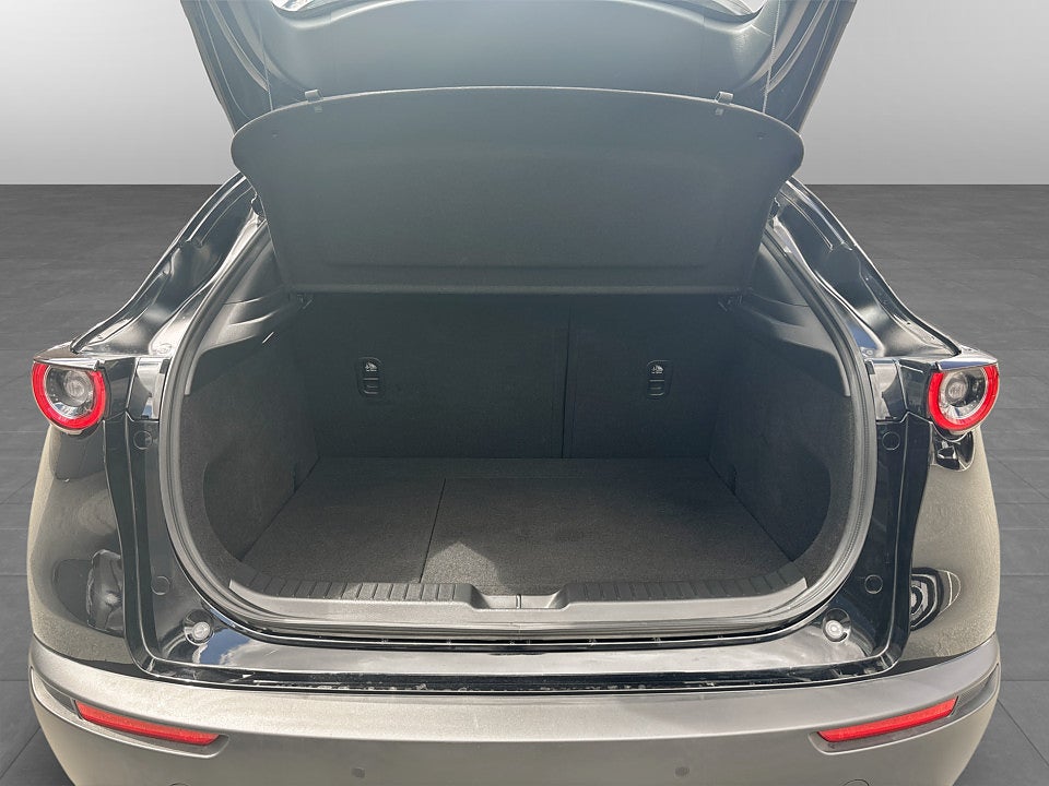 Bild på Mazda CX-30 Sky 2.0 e-SKYACTIV-G M 150hk Aut B-KAMERA NAVI