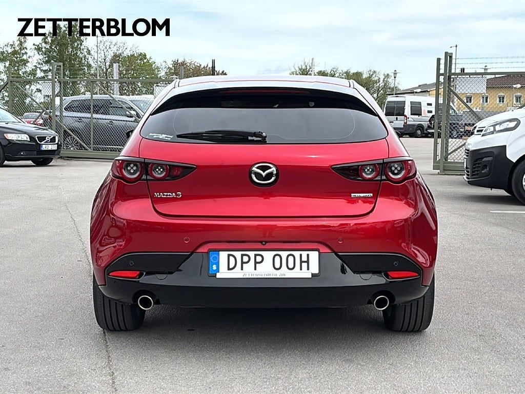Halvkombi Mazda 3 4 av 15