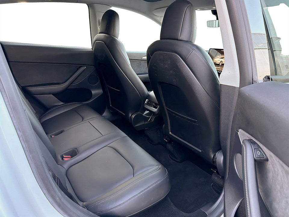 Bild på Tesla Model Y Long Range 514hk Aut AWD DRAG PANO