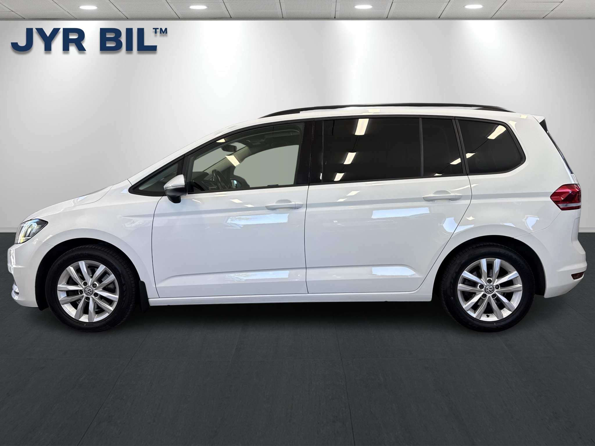 Volkswagen Touran 2017, bild 6/53