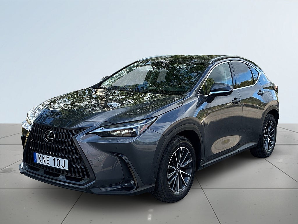 Lexus NX 450h+ Executive MOMS/SoV-Däck/Pano/Elstol/360/HuD