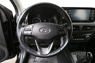 Halvkombi Hyundai i10 10 av 15