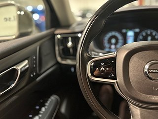 Volvo V60 T6 AWD Inscription Pvärm Pano 360° VoC GPS HuD SoV