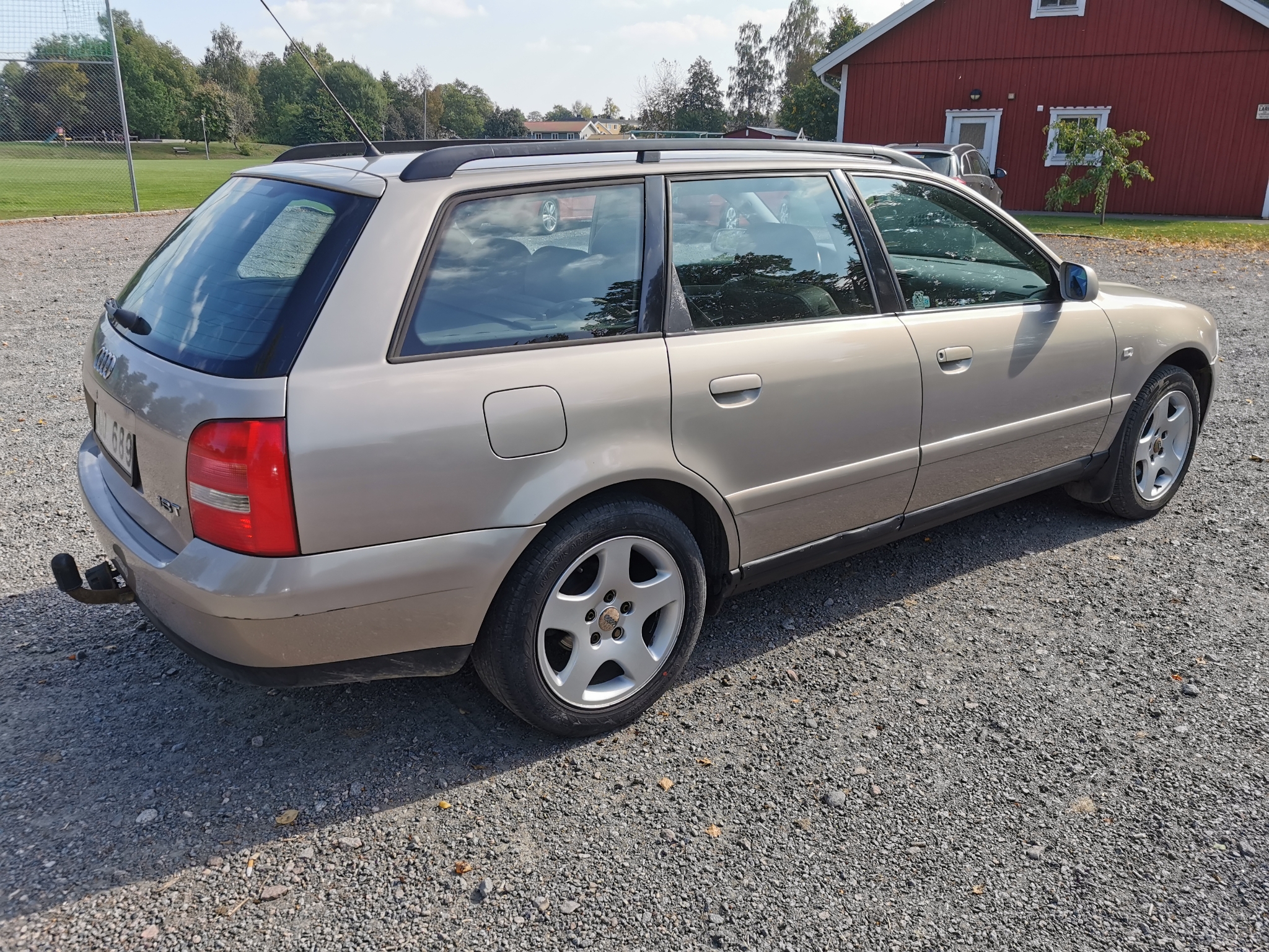 Audi A4 2001, bild 3/35