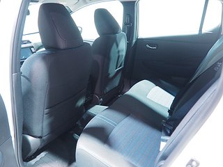 Halvkombi Nissan Leaf 9 av 20