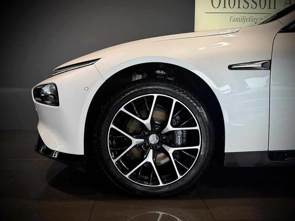 XPENG P7 Performance - bild 2