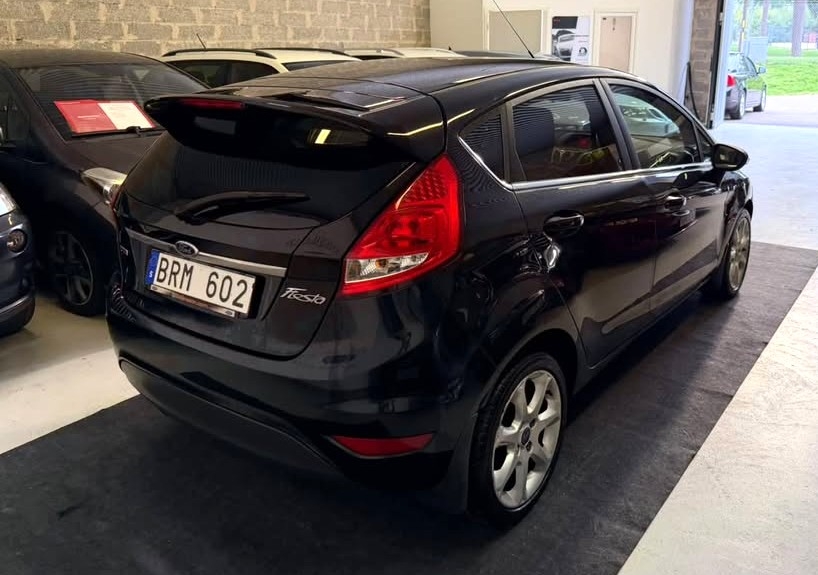 Ford Fiesta 2011, bild 4/10