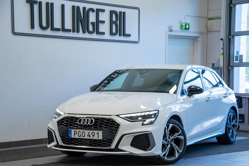 Audi A3 SB 35 TFSI 150HK S Line In & Ut Cockpit CarPlay LED -22