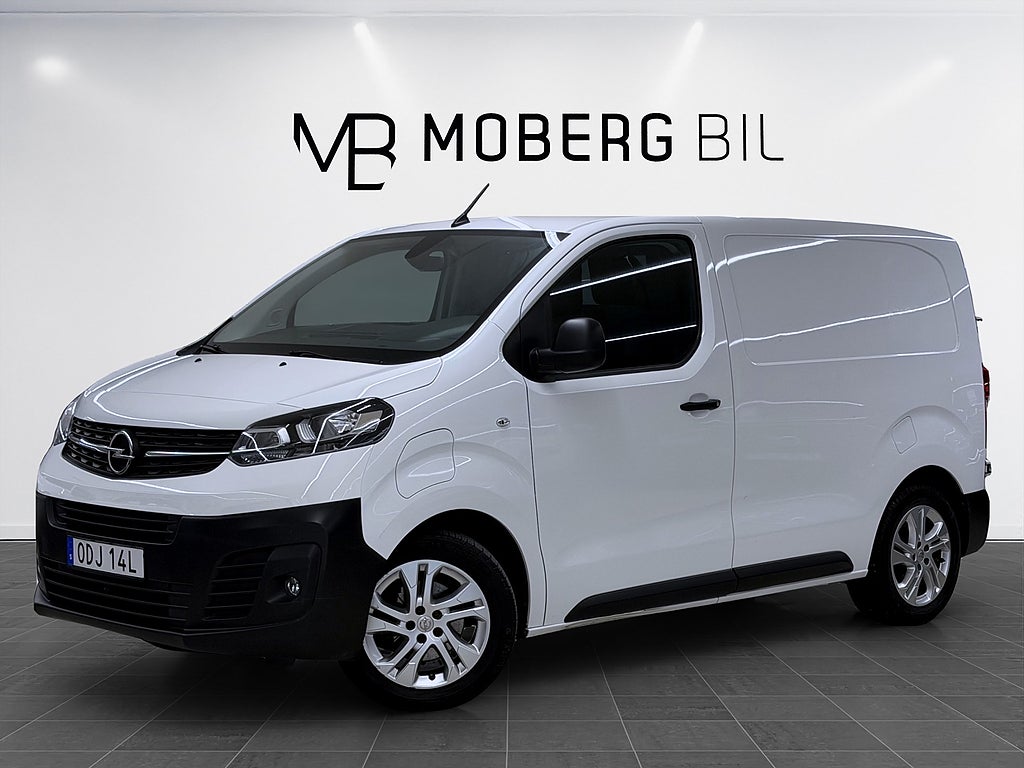 Opel Vivaro-e Skåpbil 136hk L2 Navi Drag PDC CarPlay Värmare 2 års garanti!