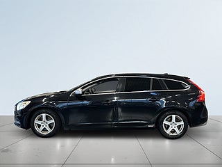 Volvo V60 D4 AWD R-Design Business Pro S&V-hjul/Drag/Dvärm/Skinn – bild 4